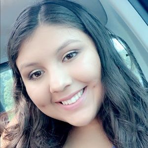 Meet your Posher, Alondra